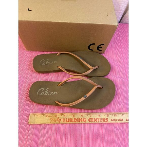 Cobian flip flops brown straps 8-8.5 - Picture 4 of 5